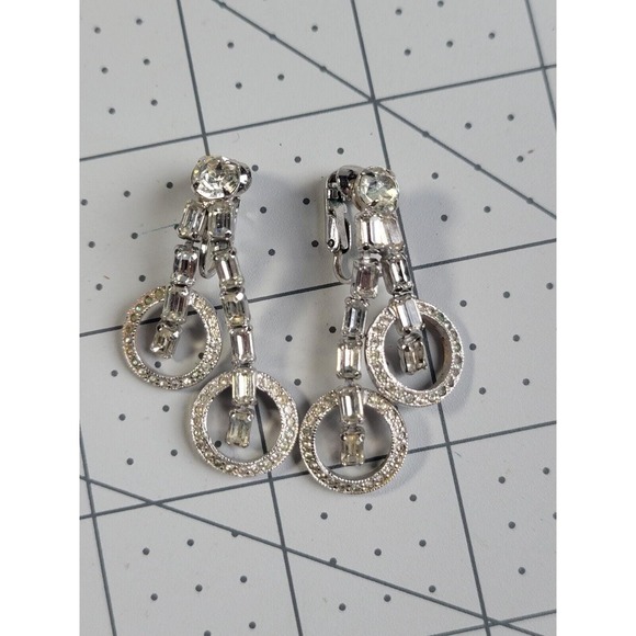 Vintage Jewelry - Vintage Art Deco Style Rhinestone Dangle Clip On Earrings